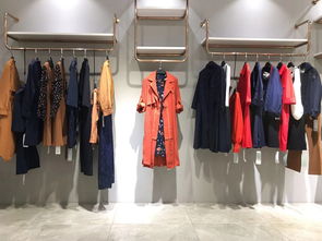 加盟時尚潮流品牌折扣店 把握貨源批發關鍵，搶占女裝市場先機